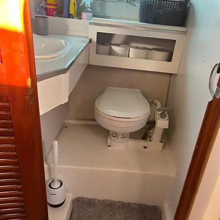 Le Duplex Des Marinas, Mini Yacht