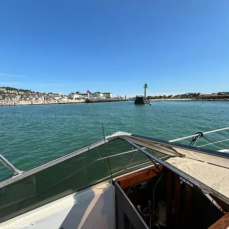 ספינת מלון Le Duplex Des Marinas, Dog Friendly & Parking Inclus *