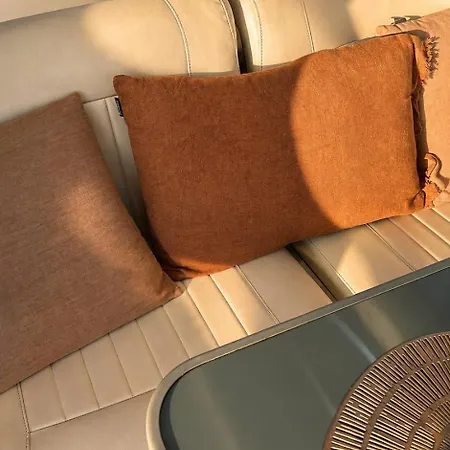 Le Duplex Des Marinas Avec Parking 1M80 Sous Plafond