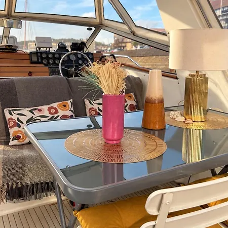 Le Duplex Des Marinas Avec Parking 1m80 Sous Plafond Deauville