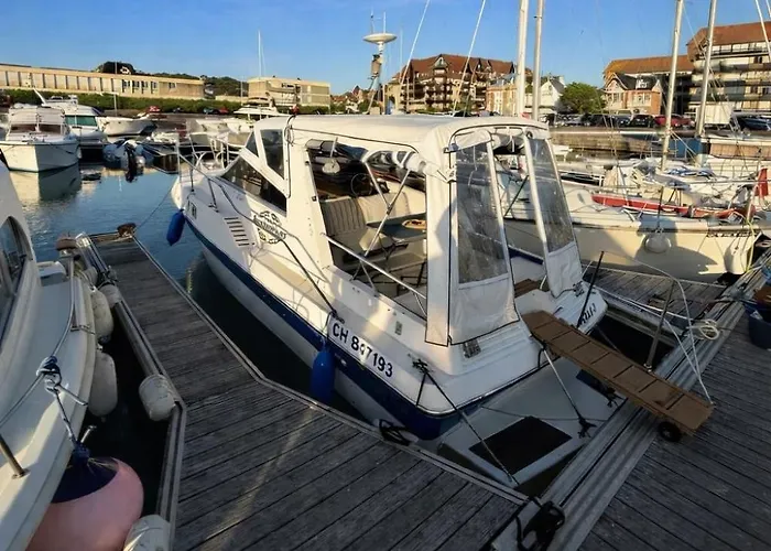 Le Duplex Des Marinas, Dog Friendly & Parking Inclus Hotel na wodzie