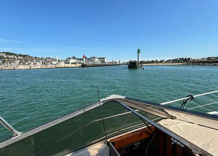 ספינת מלון Le Duplex Des Marinas, Dog Friendly & Parking Inclus *